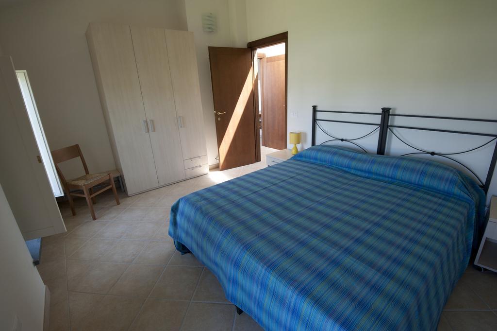 Appartamenti Vacanze Il Nottolini Капанари Стая снимка